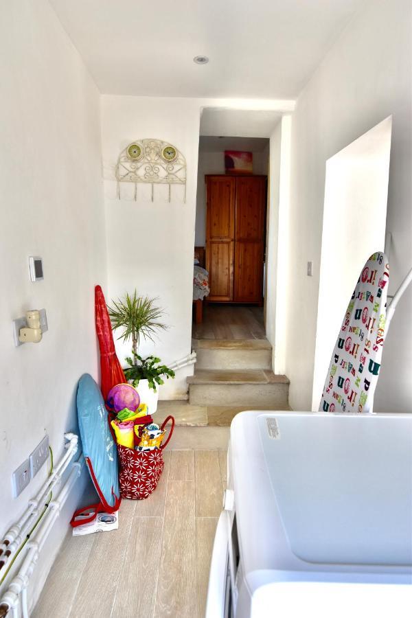 Spacious Cottage In The Village Of Wembury Extérieur photo